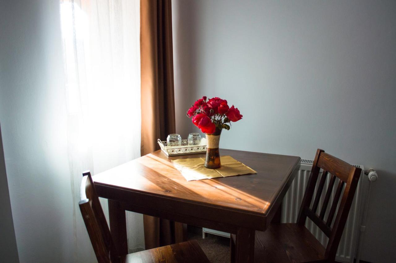 Pensiune Casa Ampeia อัลบายูเลีย ภายนอก รูปภาพ